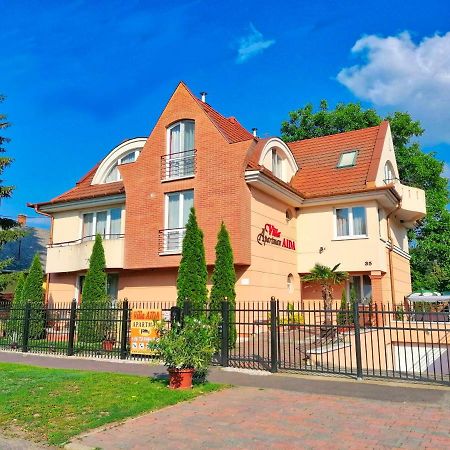 Villa Aida Apartman Гайдусобосло Екстер'єр фото
