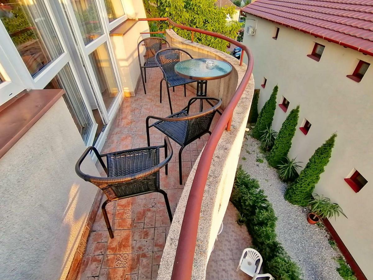 Villa Aida Apartman Гайдусобосло Екстер'єр фото