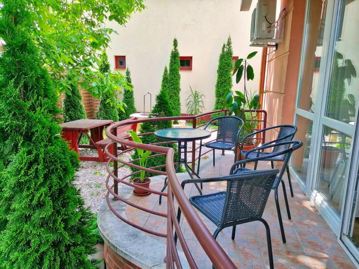 Villa Aida Apartman Гайдусобосло Екстер'єр фото