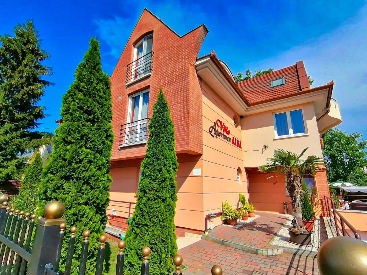 Villa Aida Apartman Гайдусобосло Екстер'єр фото