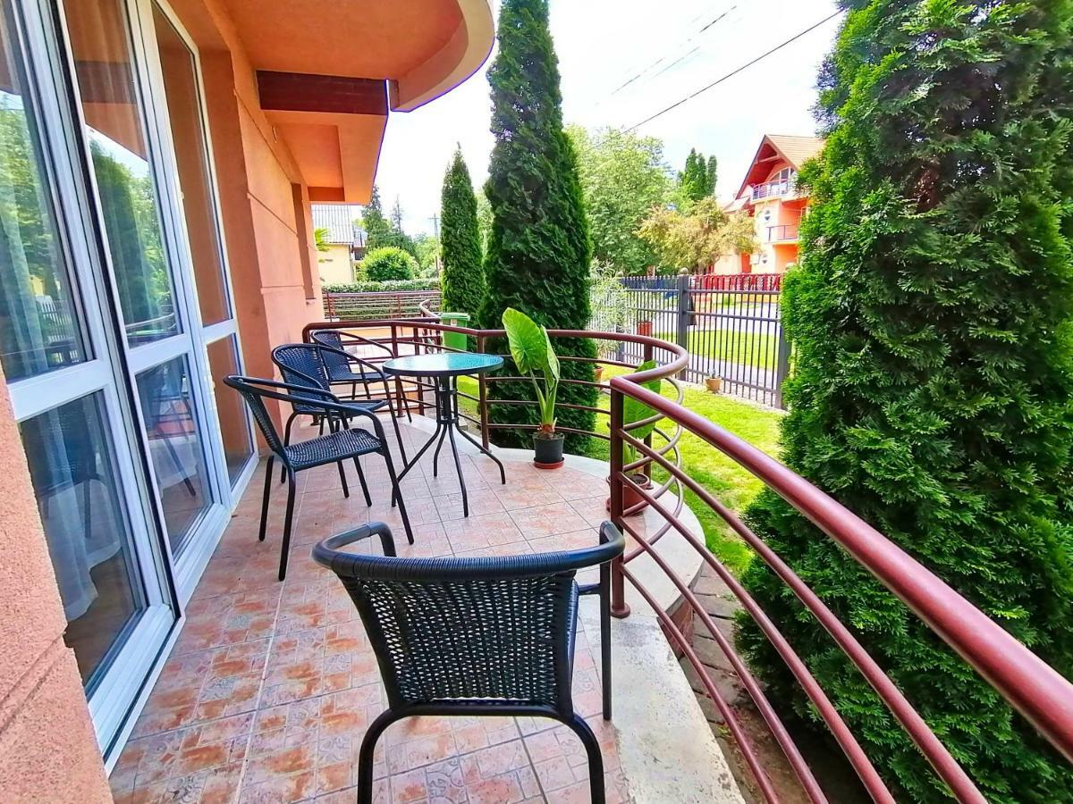 Villa Aida Apartman Гайдусобосло Екстер'єр фото